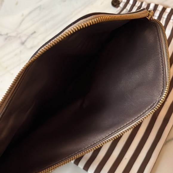 Henri Bendel envelope bag - Picture 8 of 8